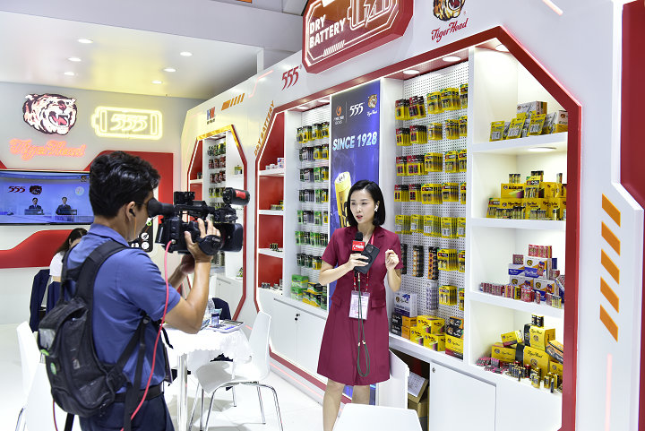 Tiger Head Battery Products Recognized as Guangdong Famous and High-Tech Products, Tiger Head Battery Company Awarded as the Leading Enterprise and Advanced Technology Innovation Enterprise of the Provincial Battery Industry Association
