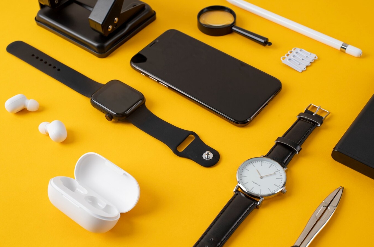 various-smart-devices-using-alkaline-button-batteries
